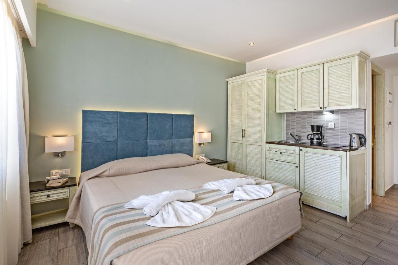 Princess Irini Sea Front Aparthotel Ретимно Екстериор снимка