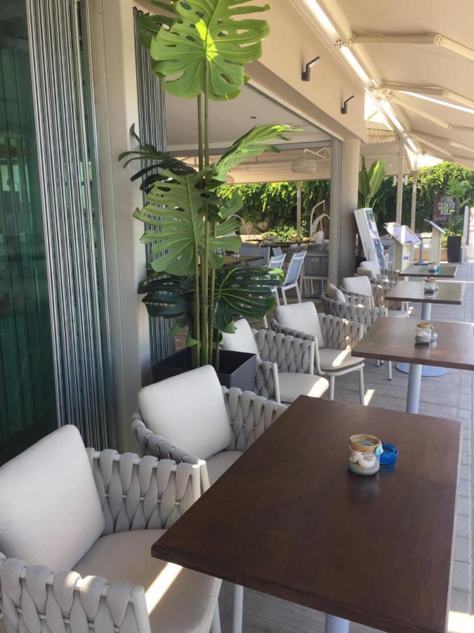 Princess Irini Sea Front Aparthotel Ретимно Екстериор снимка
