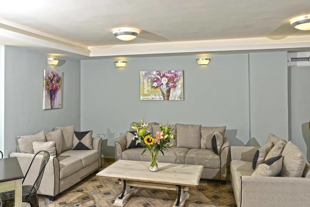 Princess Irini Sea Front Aparthotel Ретимно Екстериор снимка